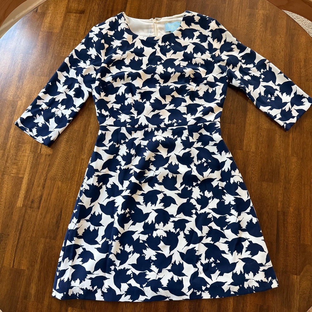 EUC CeCe by Cynthia Steffe Women's Long Sleeve Silhouette Birds Dress - size 4P